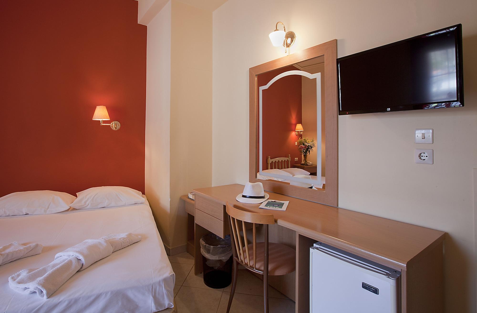 Epidavria Hotel Толон Екстериор снимка