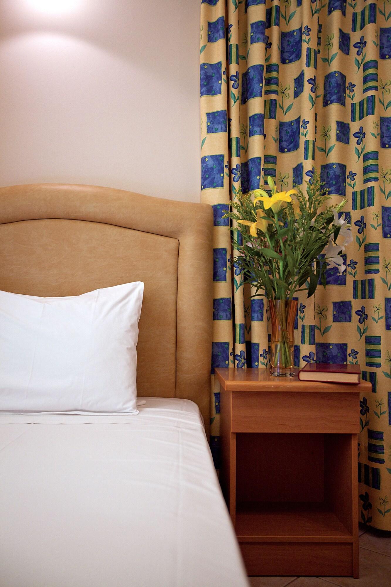 Epidavria Hotel Толон Екстериор снимка