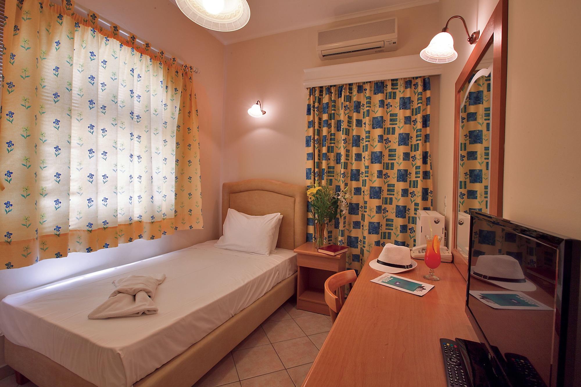 Epidavria Hotel Толон Екстериор снимка