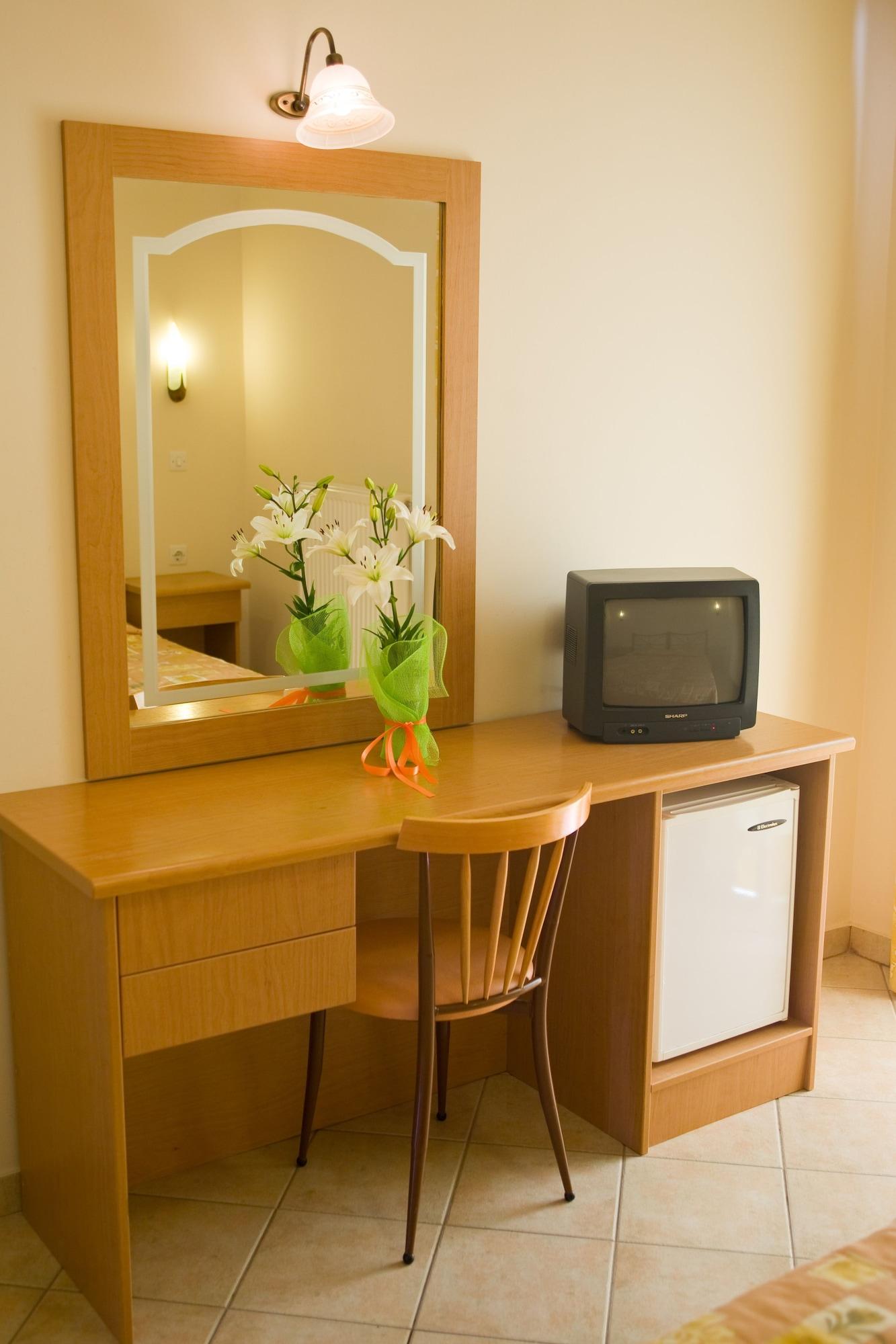 Epidavria Hotel Толон Екстериор снимка