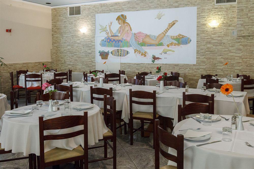 Epidavria Hotel Толон Екстериор снимка
