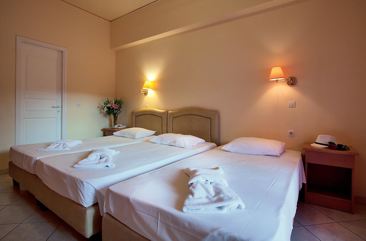 Epidavria Hotel Толон Екстериор снимка